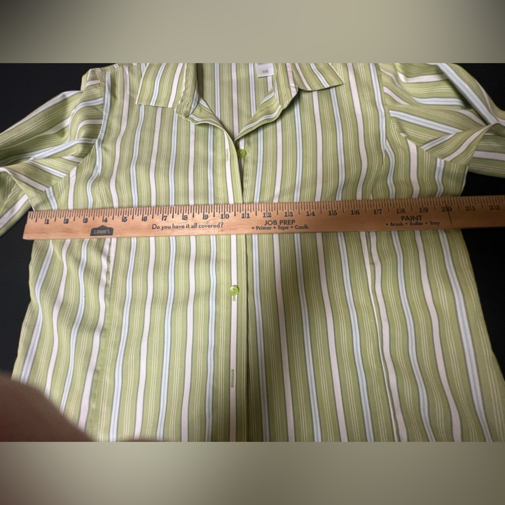 LIZ CLAIBORNE NON-IRON GREEN/WHITE STRIPE LONG SLEEVE BLOUSE. SIZE 8 NWOT - Picture 5 of 9